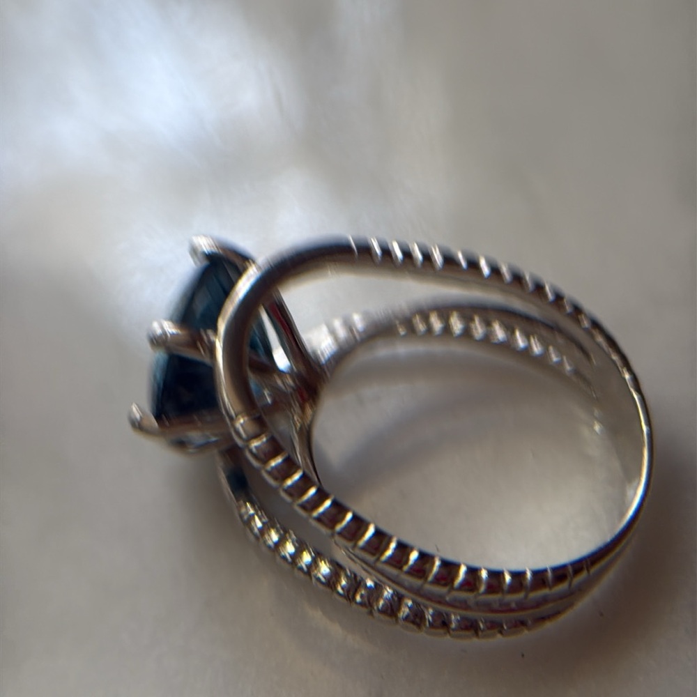 Silver Ring With Deep Blue Gemstone - image 7